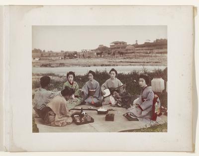Picnic of geisha