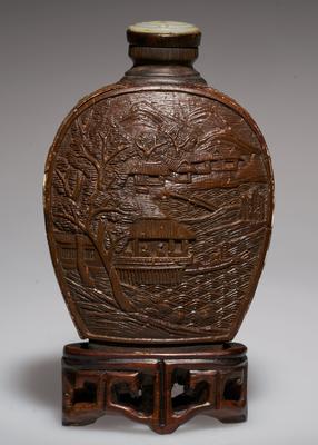 Snuff bottle