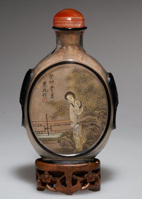 Snuff bottle