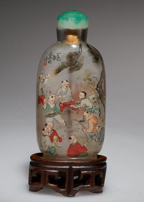 Snuff bottle