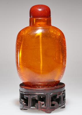 Snuff bottle