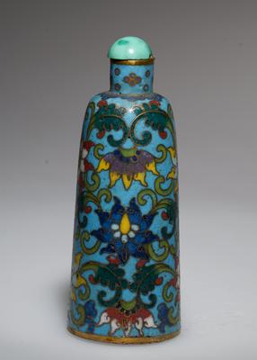 Snuff bottle