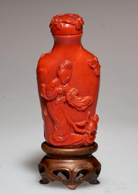 Snuff bottle