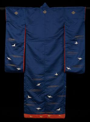 Long-sleeved Kimono with herons and waves