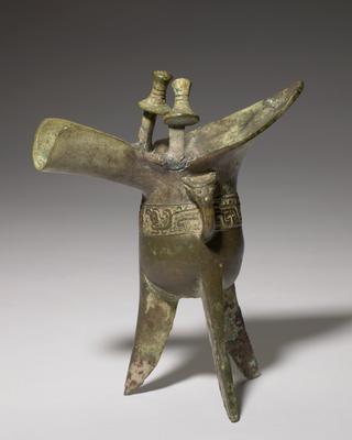 Jue libation vessel